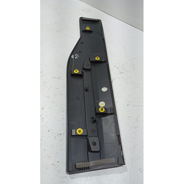 Friso Aplique De Porta T.d Nissan Kicks 16 A 25
