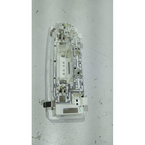 Luz Teto Cortesia Nissan Kicks 16 A 25