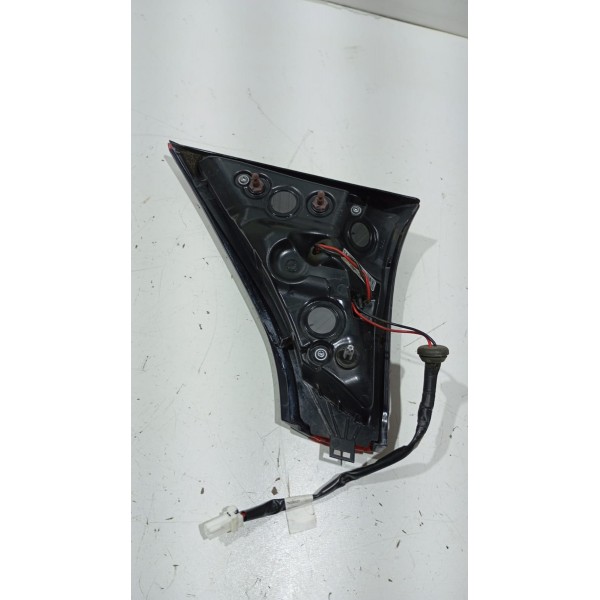 Lanterna Tampa Traseira Led Nissan Kicks 21 A 25 Sem Detalhe