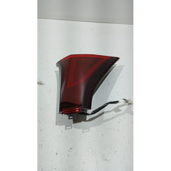 Lanterna Tampa Traseira Led Nissan Kicks 21 A 25 Sem Detalhe