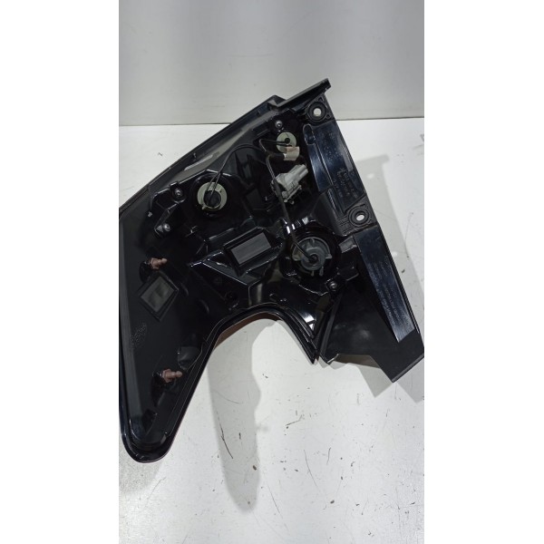 Lanterna Traseira Led L.e Nissan Kicks 21 A 25