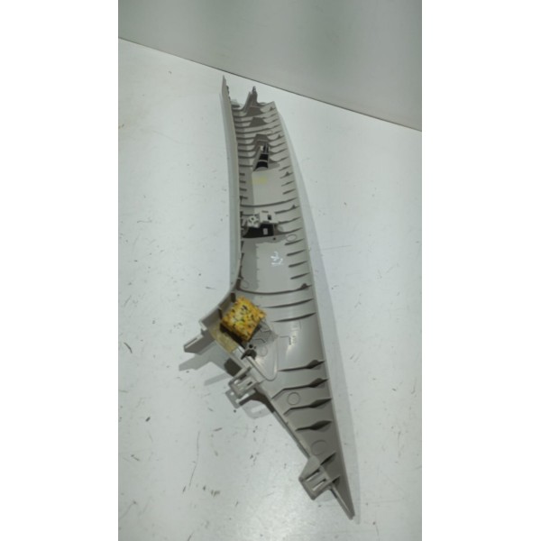 Moldura Interna Coluna Parabrisa L.d Nissan Kicks 16 A 25