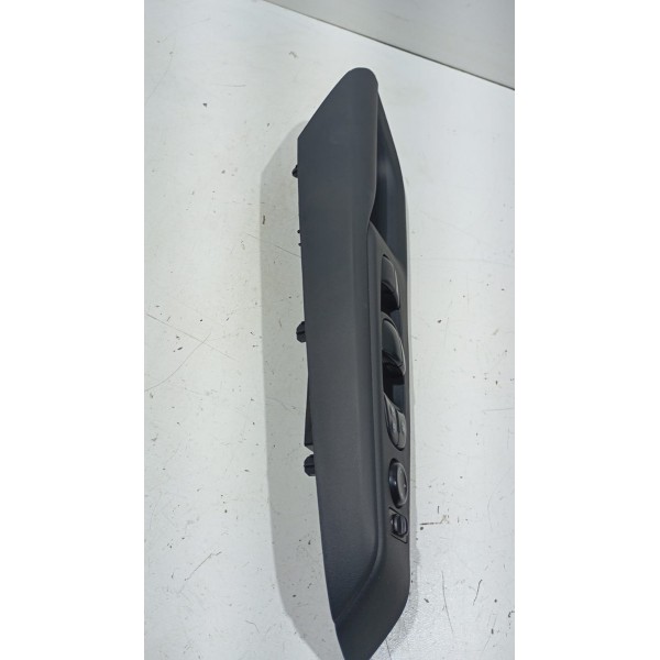 Acabamento Puxador Porta Comando Vidro D.e Nissan Kicks