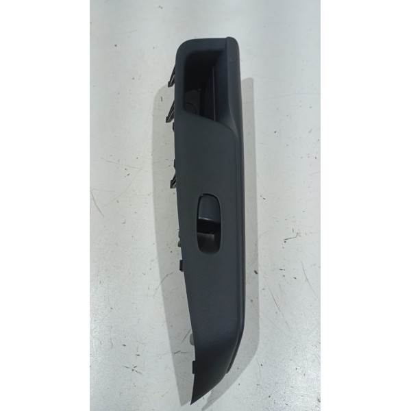 Acabamento Puxador Porta Comando Vidro D.d Nissan Kicks