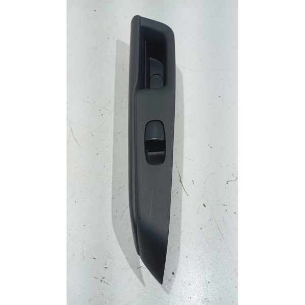 Acabamento Puxador Porta Comando Vidro T.e Nissan Kicks