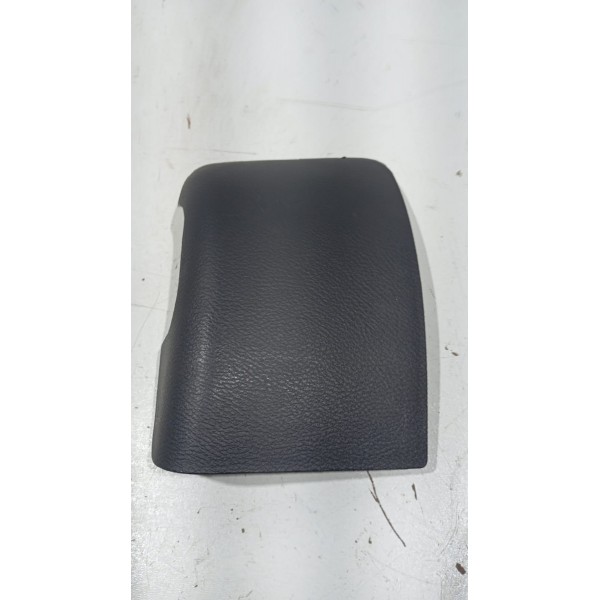 Acabamento Moldura Lateral L.e Banco Traseiro Nissan Kicks