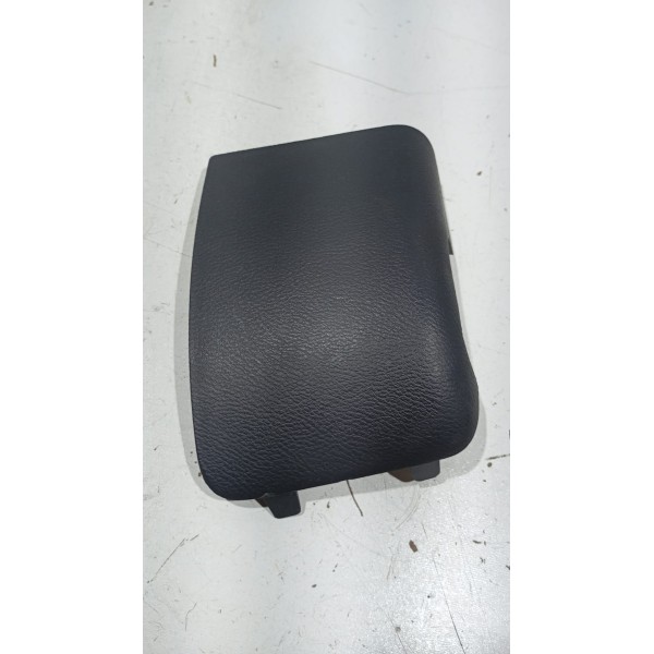 Acabamento Moldura Lateral L.e Banco Traseiro Nissan Kicks