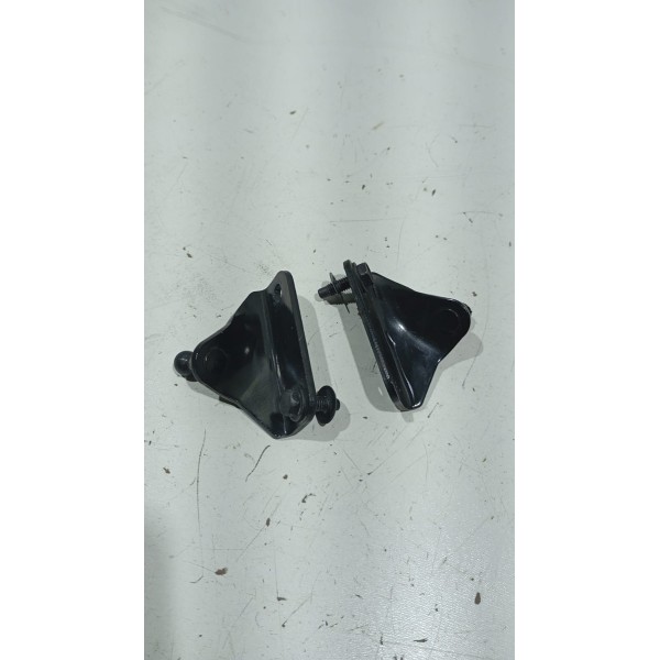 Par Suporte Amortecedor Tampa Traseira Nissan Kicks 16 A 25