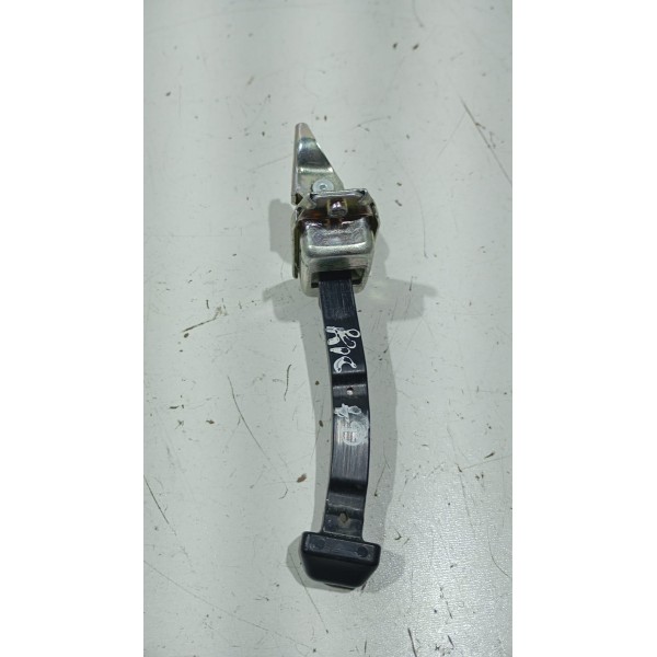 Limitador De Porta T.d Nissan Kicks 16 A 25