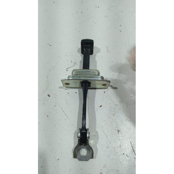 Limitador De Porta D.d Nissan Kicks 16 A 25