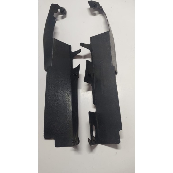 Par Defletor Lateral Radiador Ford Fusion 13 A 18