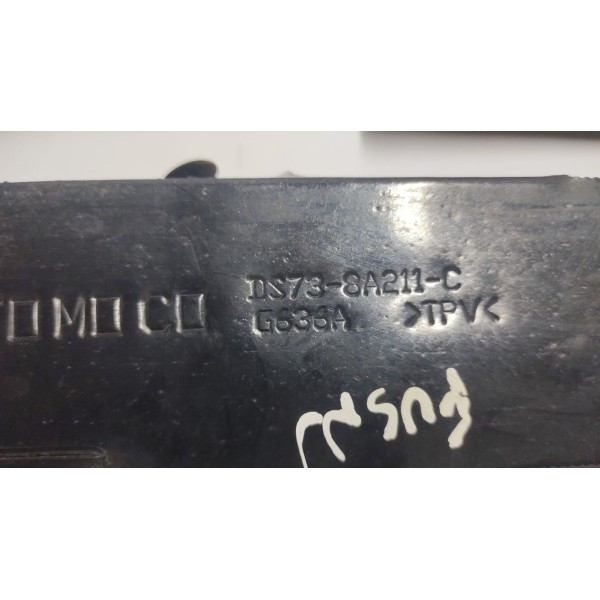 Par Defletor Lateral Radiador Ford Fusion 13 A 18