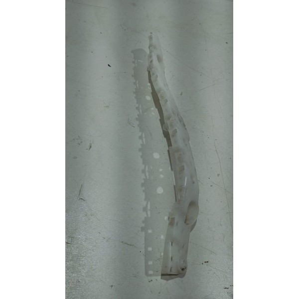 Guia Parachoque T.e Nissan Kicks 16 A 25