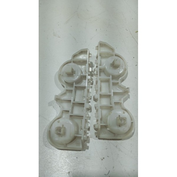 Par Guia Parachoque Dianteiro Nissan Kicks 16 A 25