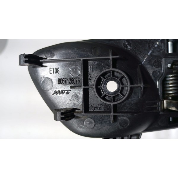 Maçaneta Cromada Interna Porta L.e Renault Kwid 17 A 24 Dianteira/traseira