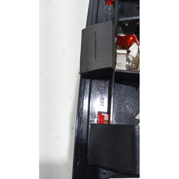 Break Light Luz De Freio Renault Kwid 17 A 24