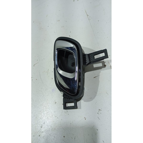 Maçaneta Interna Cromada Porta L.e Renault Kwid 17 A 24 Dianteira/traseira