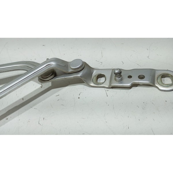 Dobradiça L.e Tampa Traseira Renault Megane Sedan 07 A 13