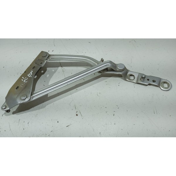 Dobradiça L.e Tampa Traseira Renault Megane Sedan 07 A 13