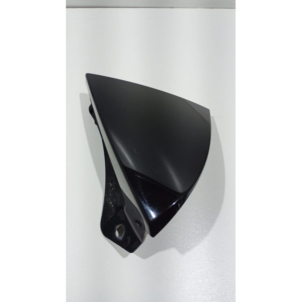 Moldura Acabamento Lanterna L.e Fiat Mobi 16 A 23