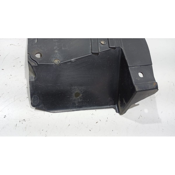Protetor Lateral Dir. Motor Mitsubishi Outlander Original