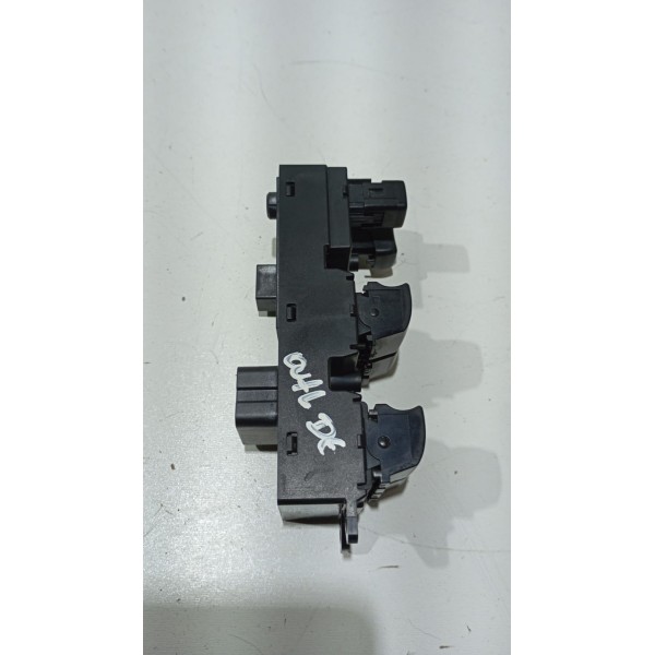 Botão Comando Vidro Elétrico D.e Mitsubishi Outlander 14 /15