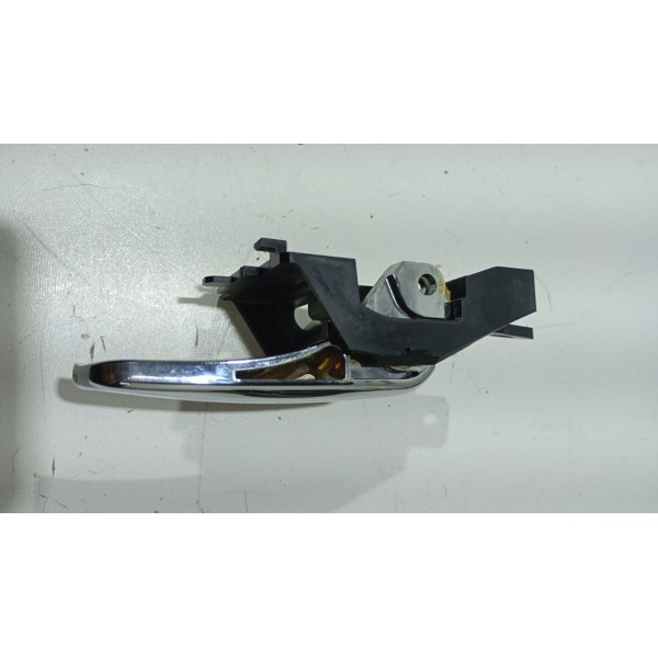 Maçaneta Interna Cromada D.e Mitsubishi Outlander 14 A 15 Dianteira