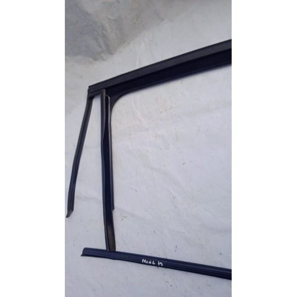 Borracha Guarnição Porta T.d Mini Cooper Countryman 09 A 16