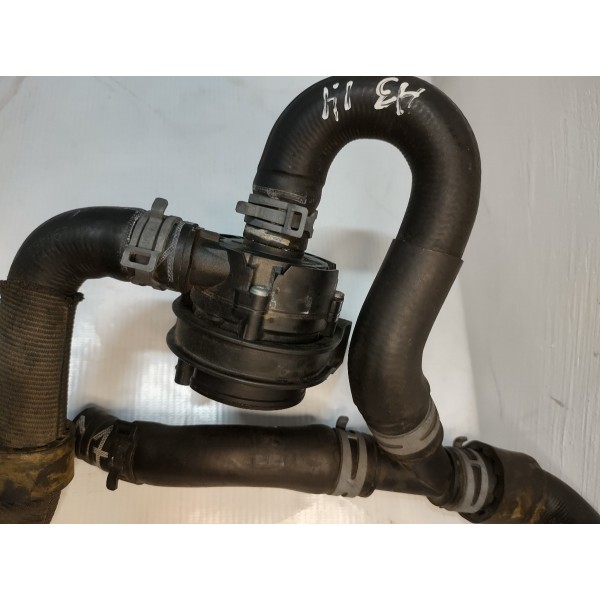 Conjunto Da Mangueira Com Bomba D'água Auxiliar Audi A3 1.4