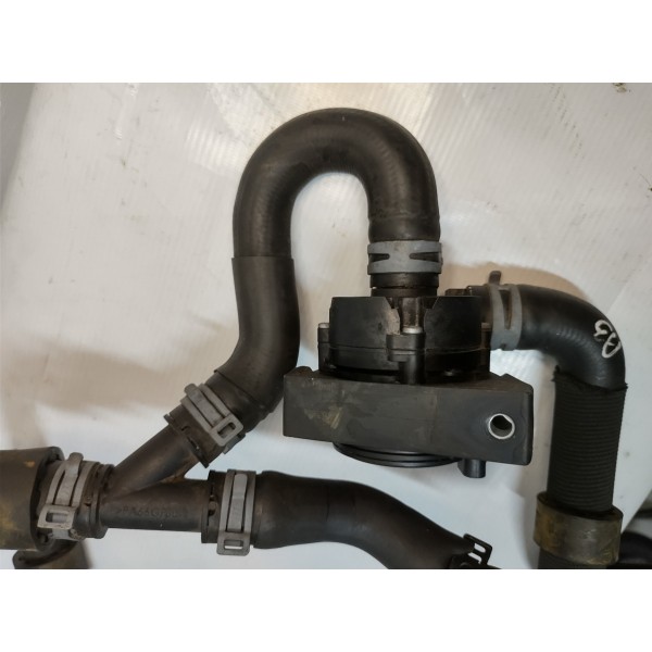 Conjunto Da Mangueira Com Bomba D'água Auxiliar Audi A3 1.4