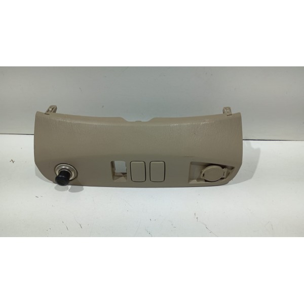 Moldura Painel Central Tomada 12v Toyota Hilux Sw4 06 A 15