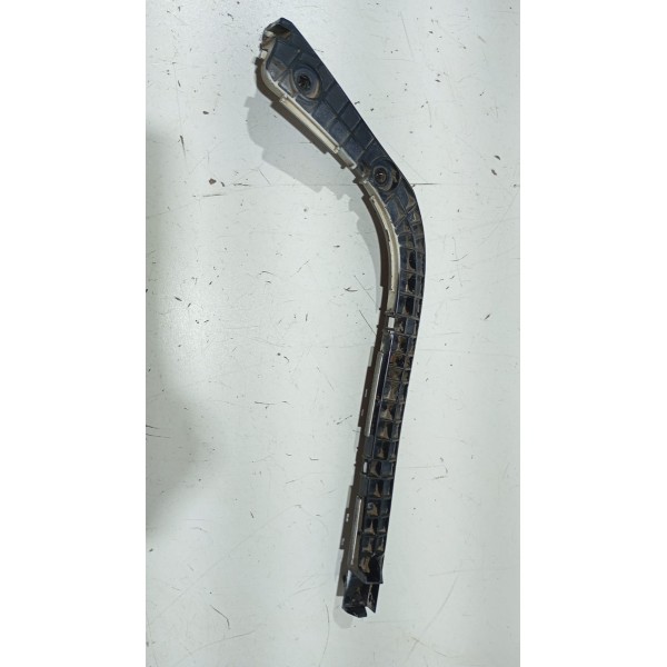 Suporte Guia Parachoque Traseiro L.e Toyota Hilux Sw4