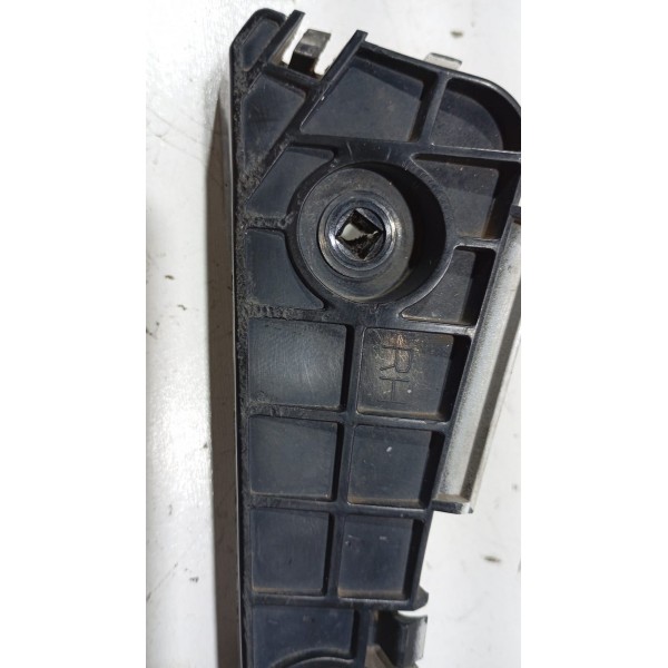 Suporte Guia Parachoque Traseiro L.d Toyota Hilux Sw4