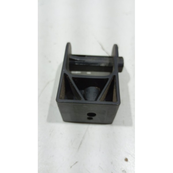 Suporte Do Radiador Vw Touareg 10 A 18