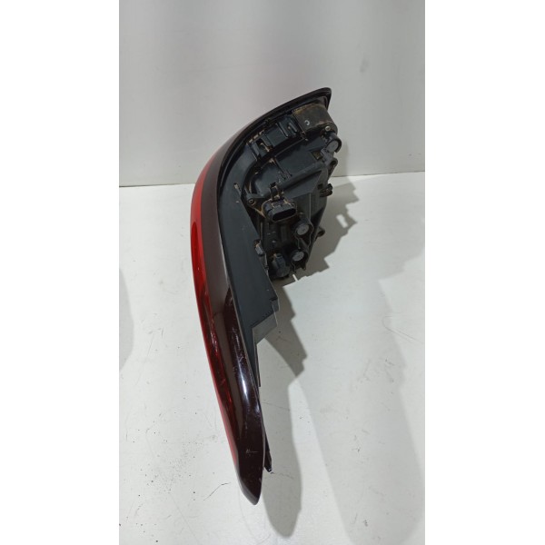 Lanterna Traseira L.d Fiat Toro 16 A 23 Direito/passageiro 1#