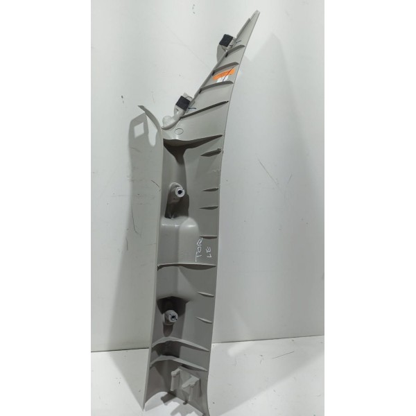 Acabamento Coluna Interna Parabrisa L.e Fiat Toro 16 A 23