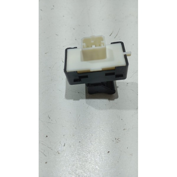 Botão Comando Vidro Elétrico T.e Fiat Toro 16 A 23