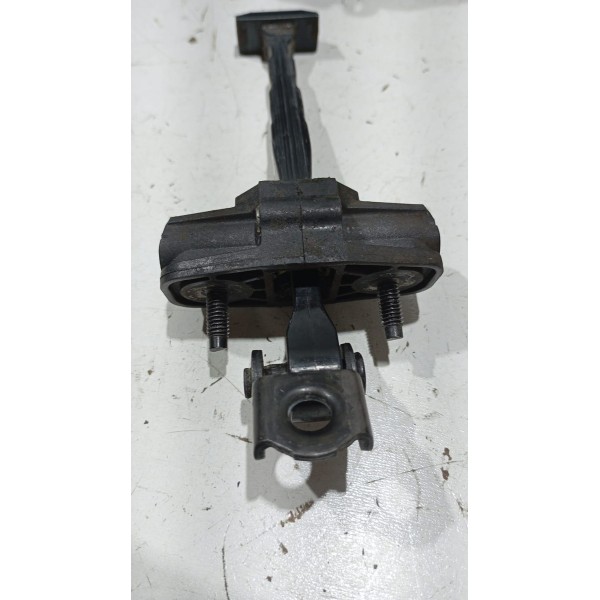 Limitador De Porta T.d Fiat Toro 16 A 23