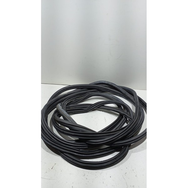 Jogo 4 Borracha Vedação De Porta Bmw 320i 13 A 17