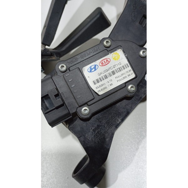 Pedal Acelerador Hyundai Azera 3.0 V6 12 A 17