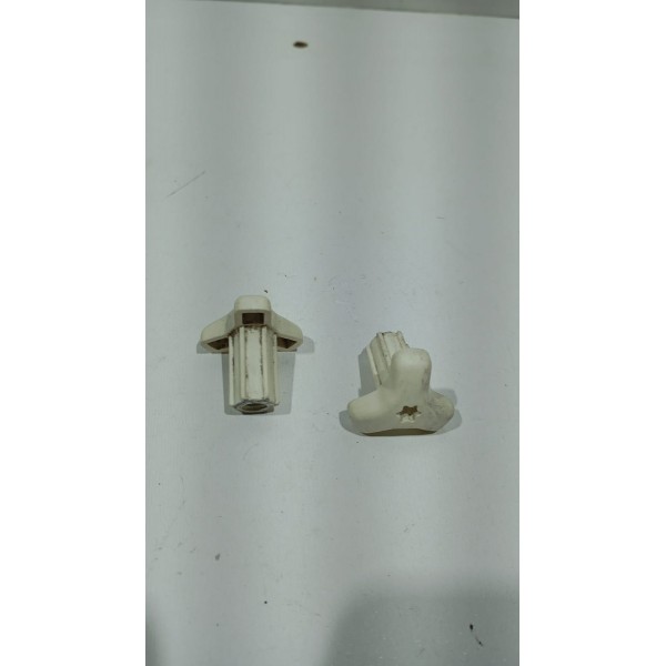 Par Porca Trava Lanterna Peugeot 208 10 A 19