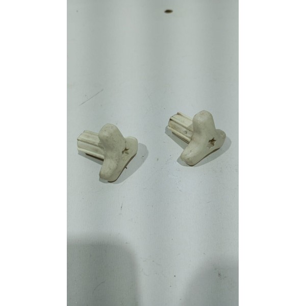 Par Porca Trava Lanterna Peugeot 208 10 A 19