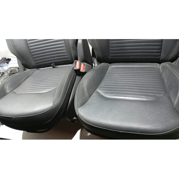 Jogo De Banco 7 Lugares Couro Jeep Commander 22 A 24 - 1
