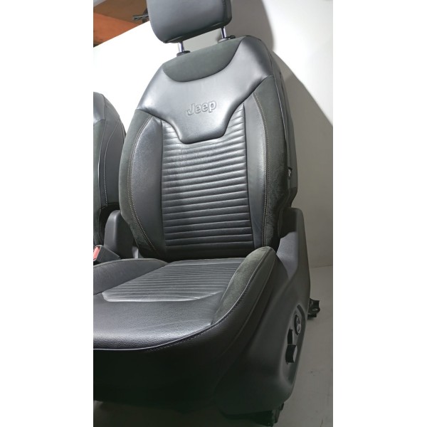 Jogo De Banco 7 Lugares Couro Jeep Commander 22 A 24 - 1