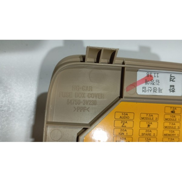 Tampa Caixa Fusivel Interno Hyundai Azera 12 A 17