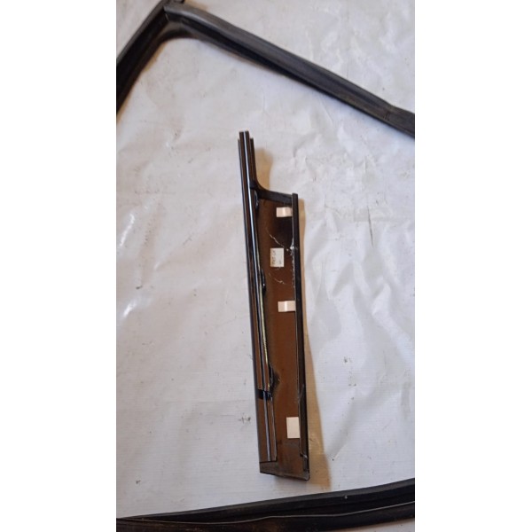 Guarnição Com Aplique D´porta D.e Renault Fluence 12 A 18