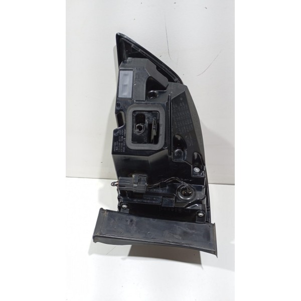 Lanterna Traseira L.e Discovery Sport 13 A 18 Esquerdo/motorista