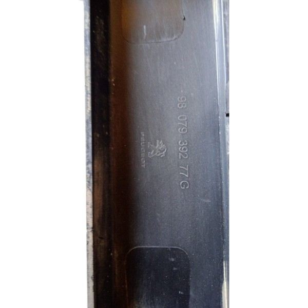 Moldura Friso Porta D.e Peugeot 2008 15 A 18