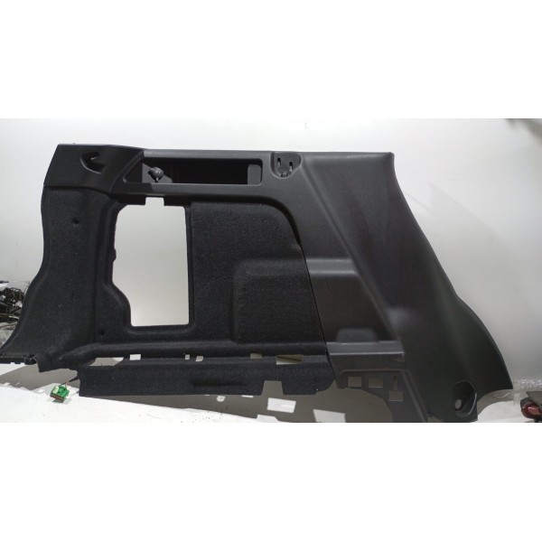 Acabamento Lateral L.e Porta Malas Discovery Sport 13 A 18