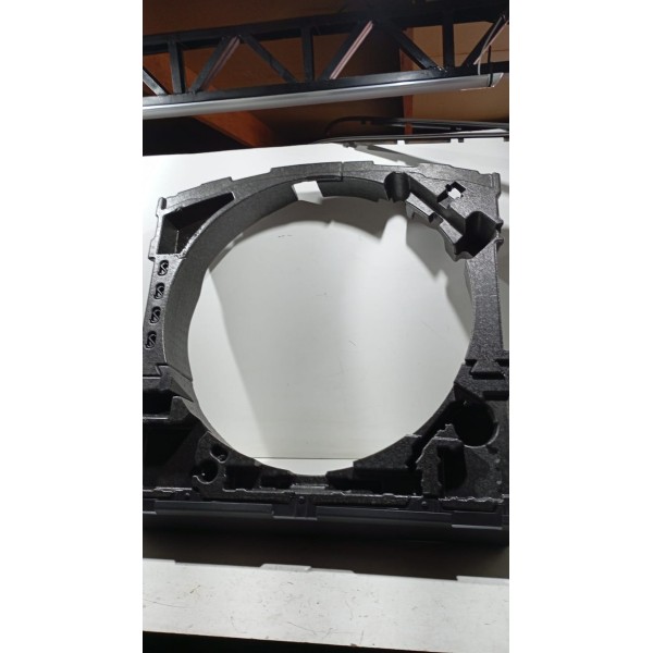 Par Isopor Suporte Lateral Estepe Discovery Sport 13 A 18